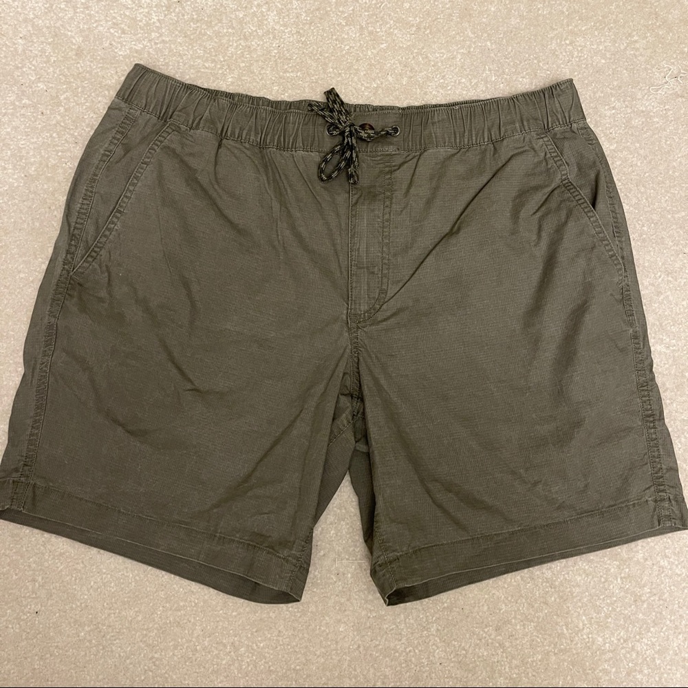 NWT Mens Eddie Bauer Shorts